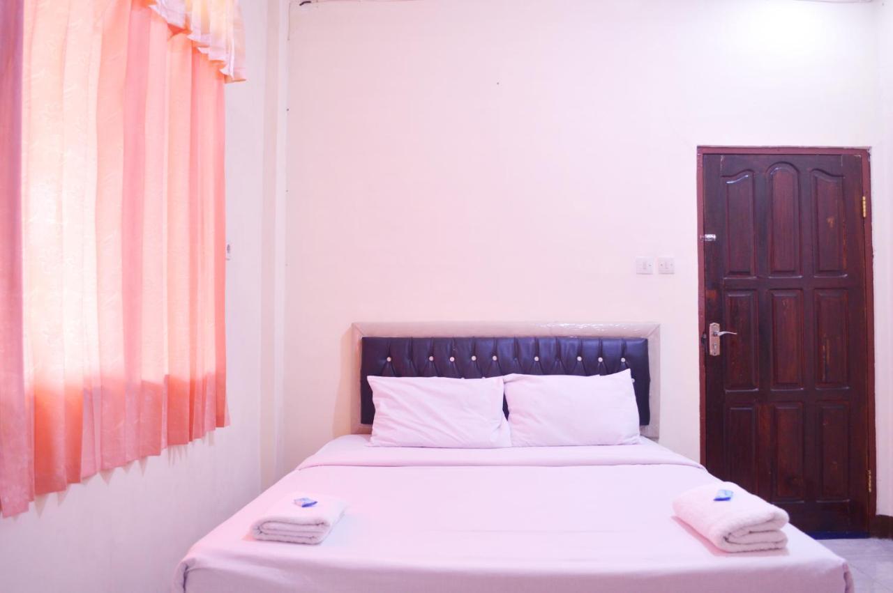 Hotel Yuriko Bukittinggi Exterior photo