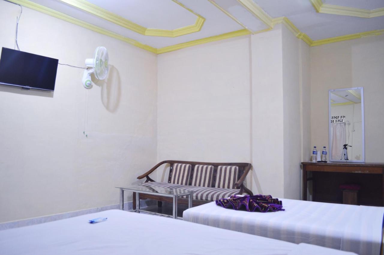 Hotel Yuriko Bukittinggi Exterior photo
