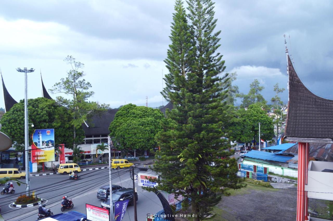 Hotel Yuriko Bukittinggi Exterior photo