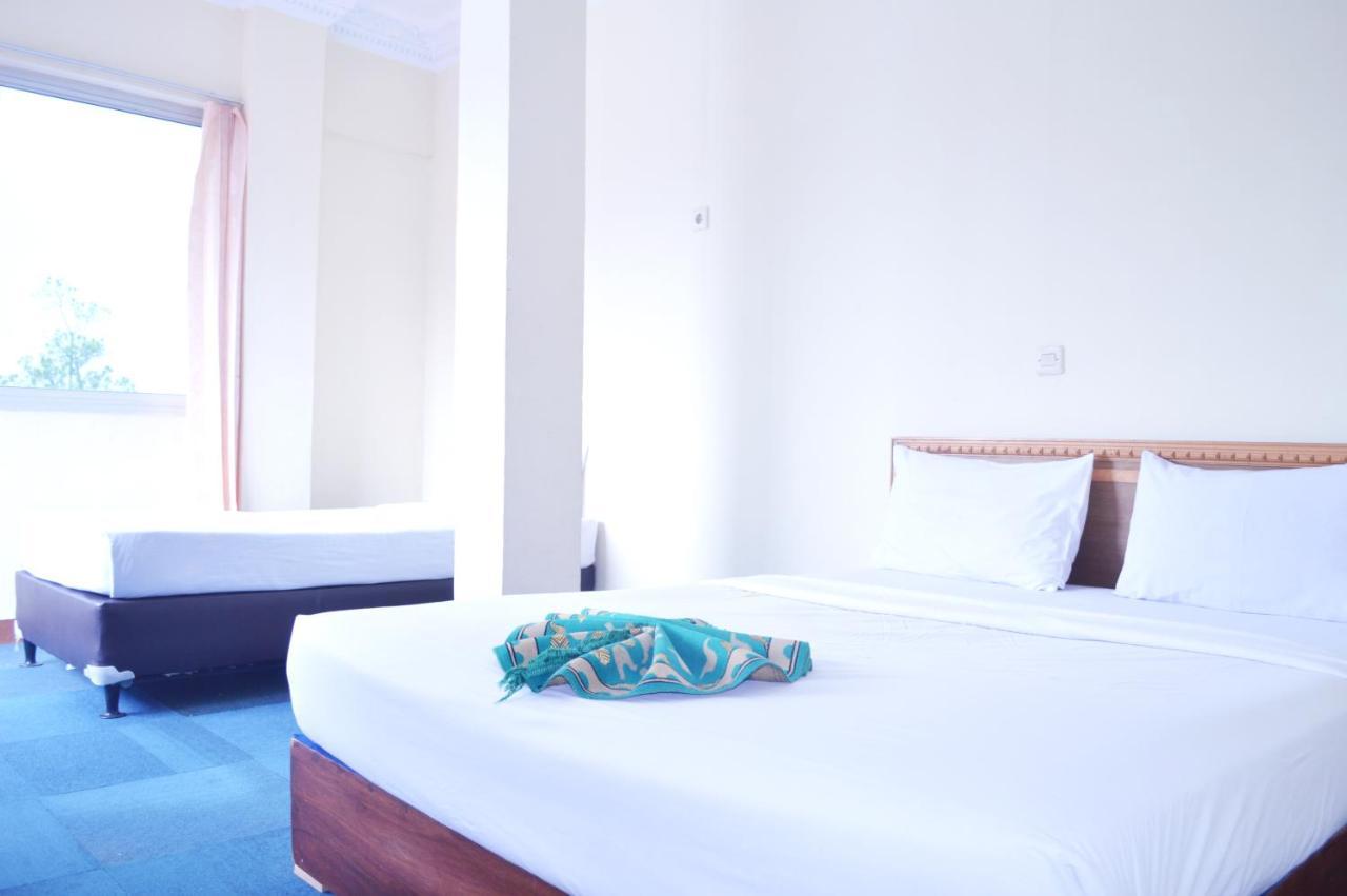 Hotel Yuriko Bukittinggi Exterior photo